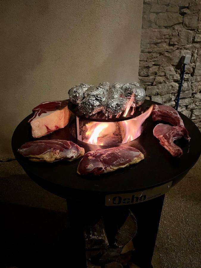 Cote-Et-Vins Gite Du Prieure ชานญี ภายนอก รูปภาพ